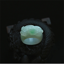 飛花點翠天然緬甸A貨綠翡翠貔貅扳指-男款