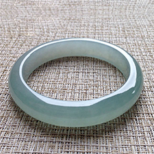 優雅大方天然緬甸A貨翡翠老坑冰種晴水手鐲58.6mm